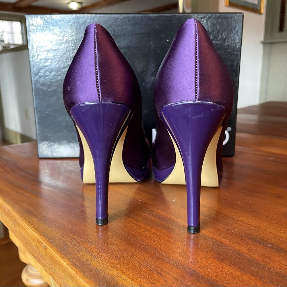 RSVP Rachel - Julie Lynn Purple Stiletto Heels with Peep-Toe Design size 5M NEW - Picture 7 of 8